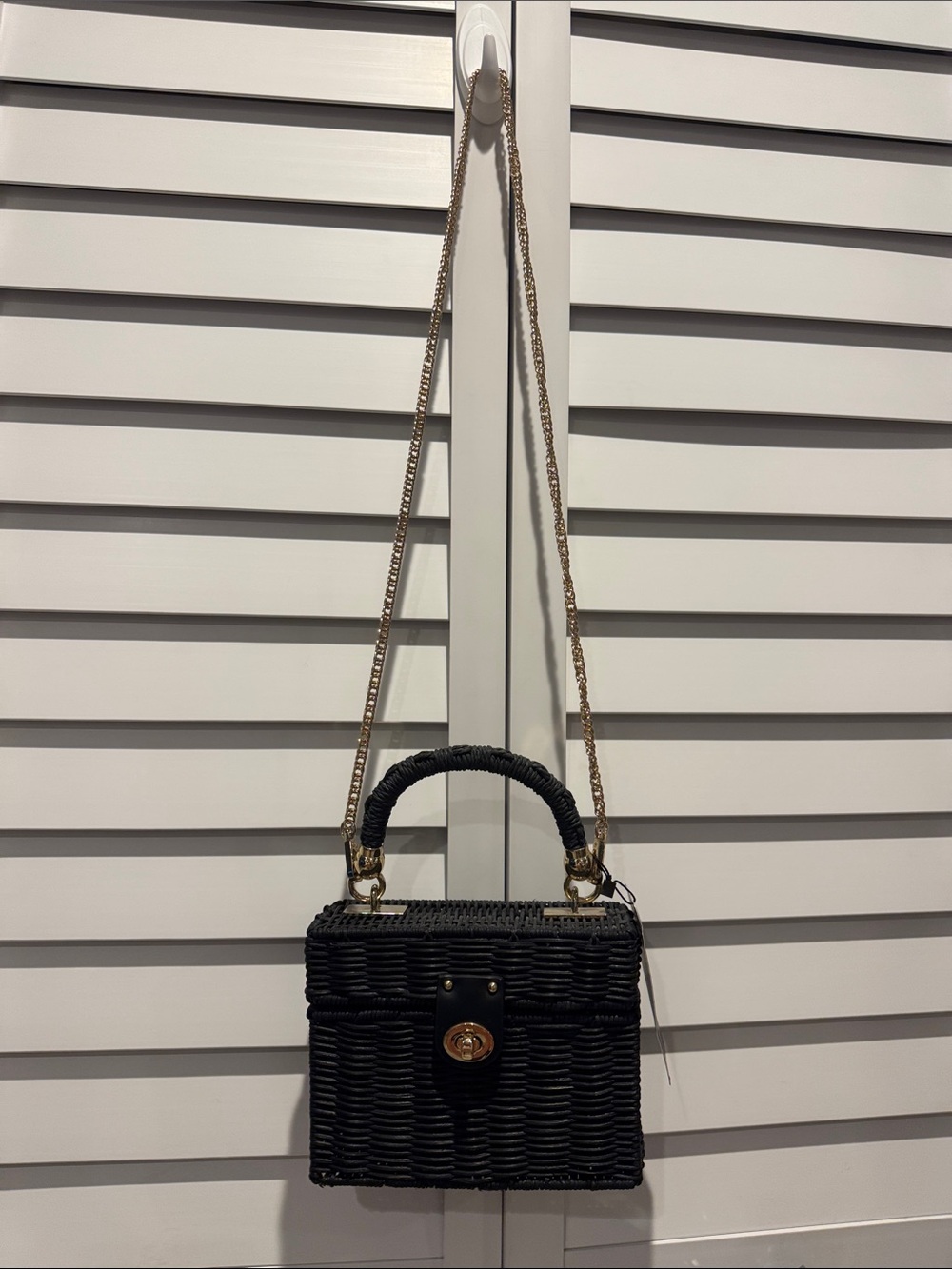 Zara NWT Black Woven Box Crossbody with removable Gold Chain